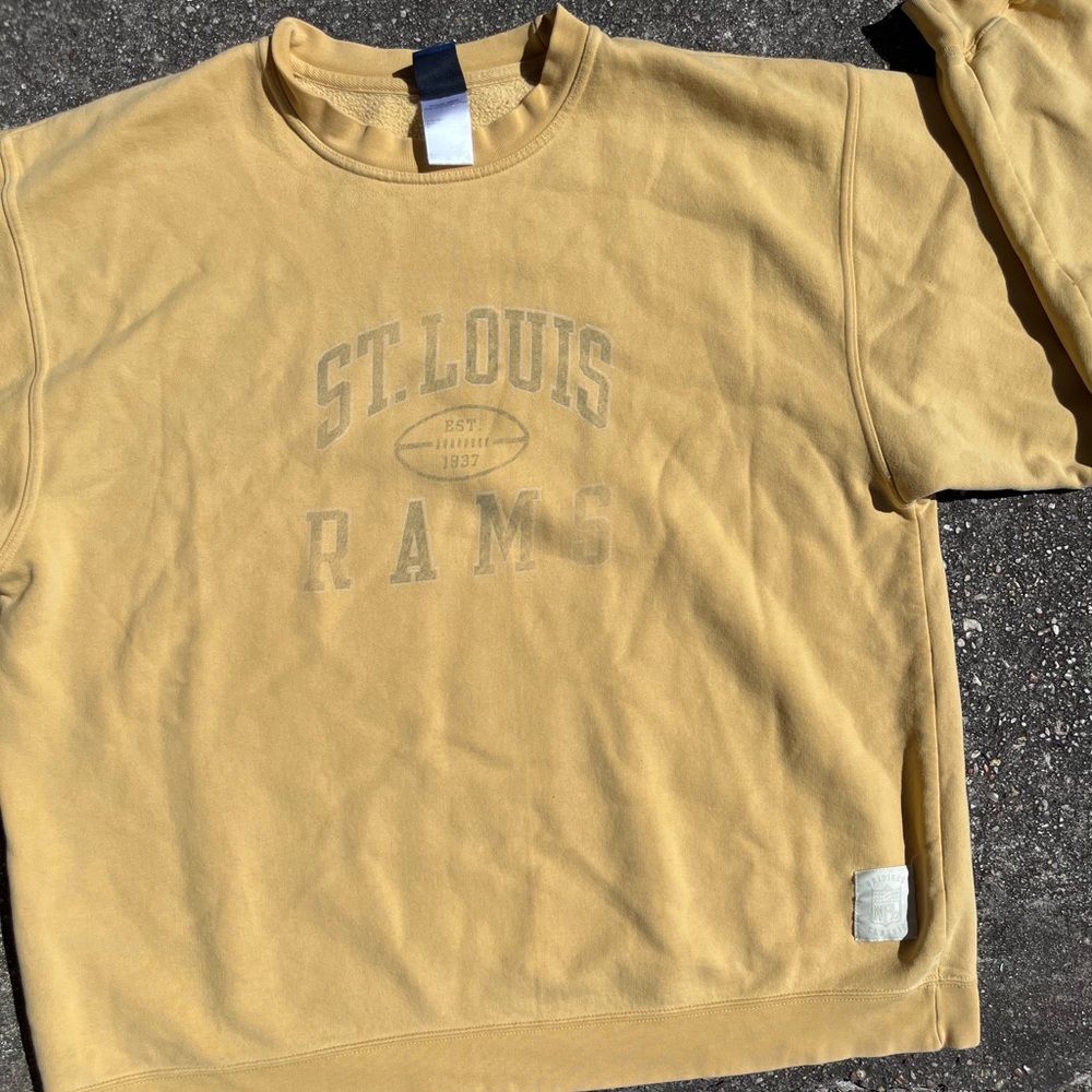 Vintage rams sweater !